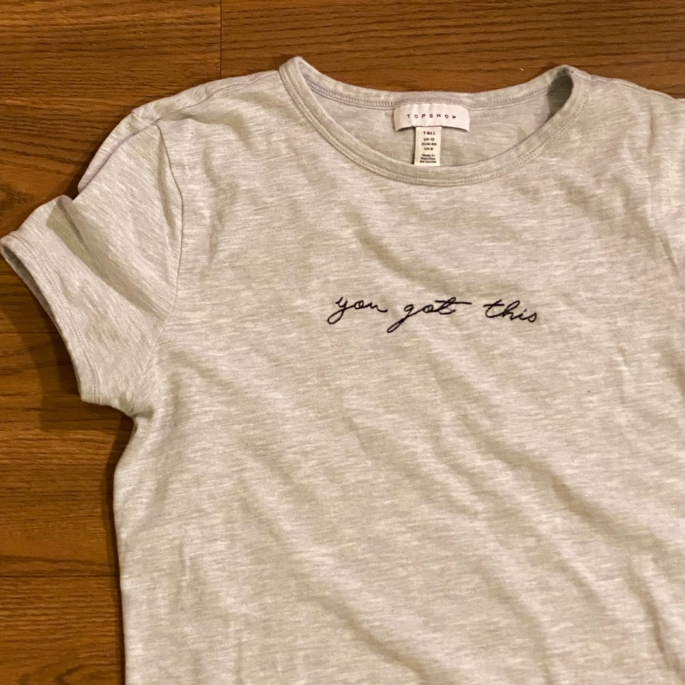 Gray cropped tee